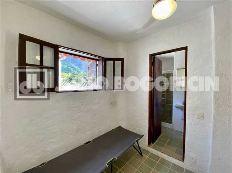 WhatsApp Image 2025-09-25 at 1 - 14