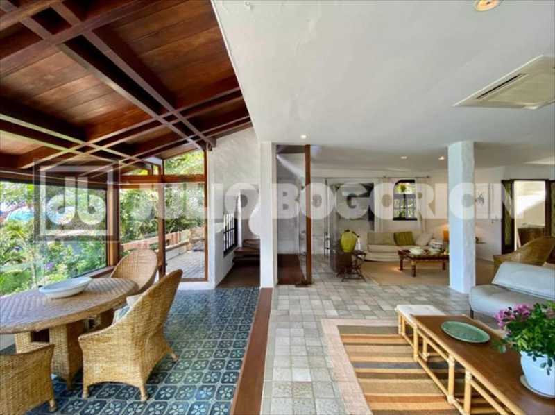 WhatsApp Image 2025-09-25 at 1 - 17