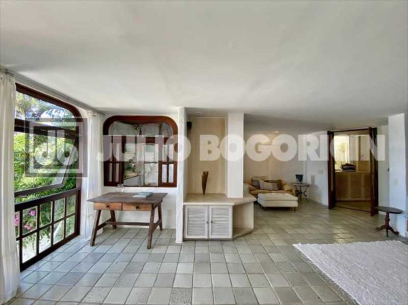 WhatsApp Image 2025-09-25 at 1 - 19