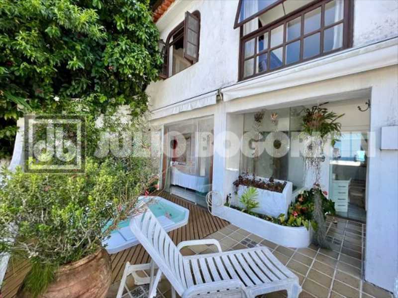 WhatsApp Image 2025-09-25 at 1 - 21