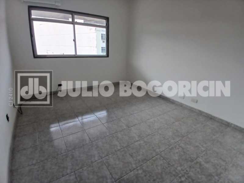 42369381-8991-4f36-b3c3-8156c7 - 29