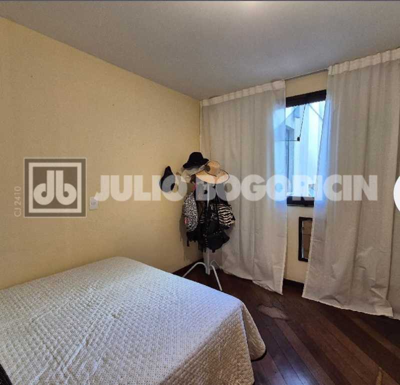 15fd1e04-8b01-4eaa-b4eb-2242c1 - 15