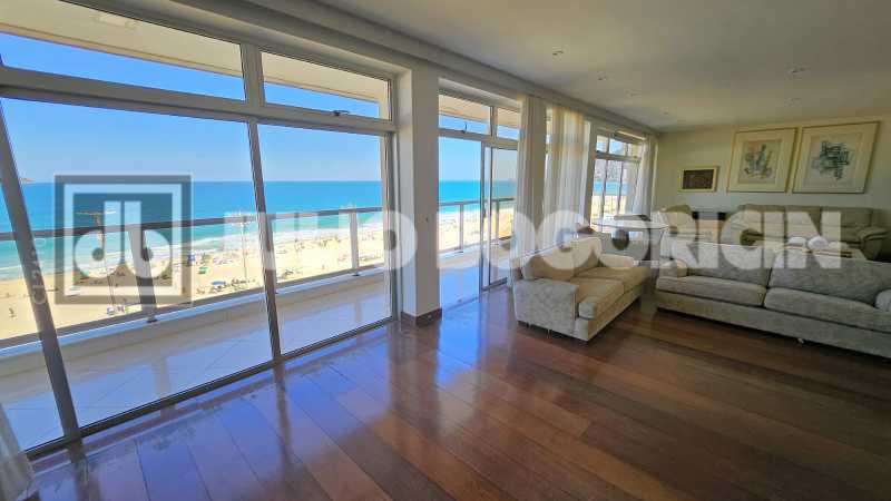 WhatsApp Image 2025-09-30 at 1 - 6