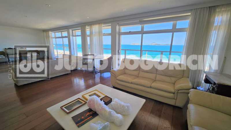 WhatsApp Image 2025-09-30 at 1 - 4