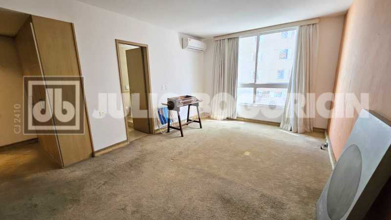 WhatsApp Image 2025-09-30 at 1 - 22