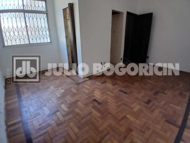 e5fad182-2efa-443a-b641-e38186 - 1