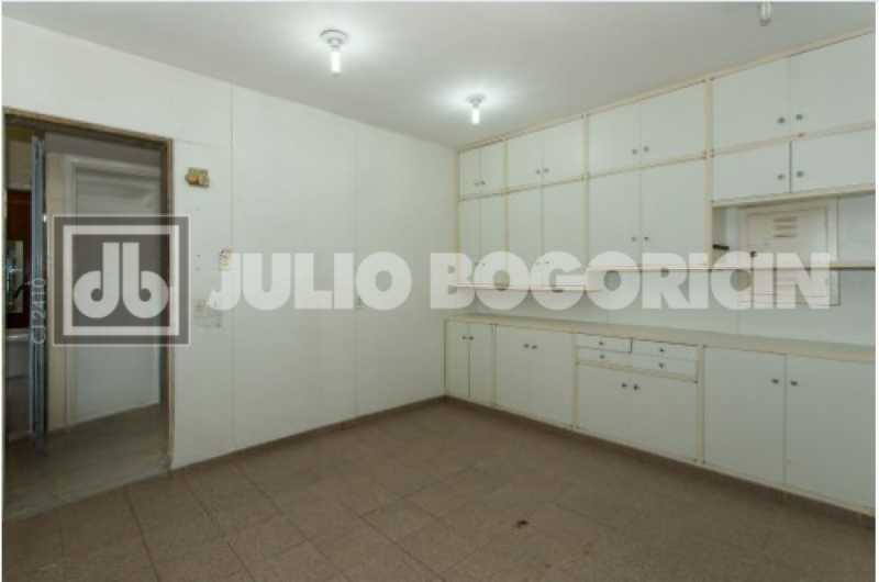 WhatsApp Image 2025-09-29 at 1 - 13