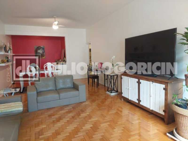 WhatsApp Image 2025-09-30 at 1 - 3