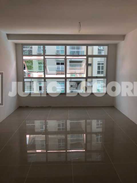 40593a30-d424-4a6f-8f6d-32cbe6 - 8