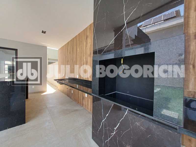 9e3e093b-5b56-4947-bec5-e13a48 - 9