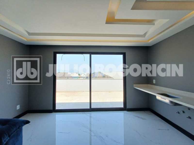 80ce2b2a-611b-4a81-a450-f7adf7 - 24