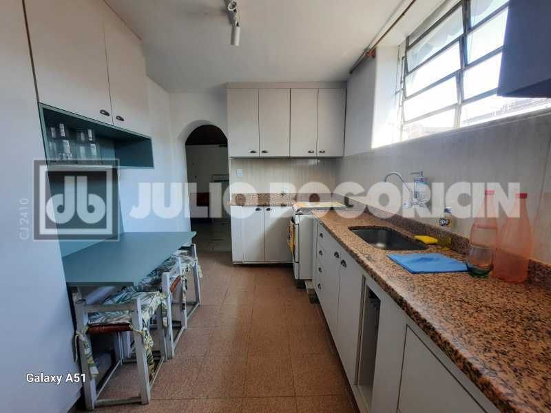 Conheça Cs 9. do imóvel - Casas - Residenciais - Freguesia - Jacarepaguá. - JBJ601898 - 4 Cs 9. - 4