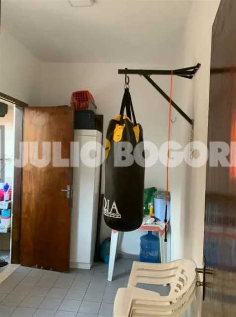 WhatsApp Image 2025-10-02 at 1 - 10