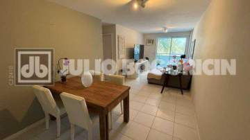 Apartamento : Padrão / Residencial / Barra da Tijuca - JBBO2024