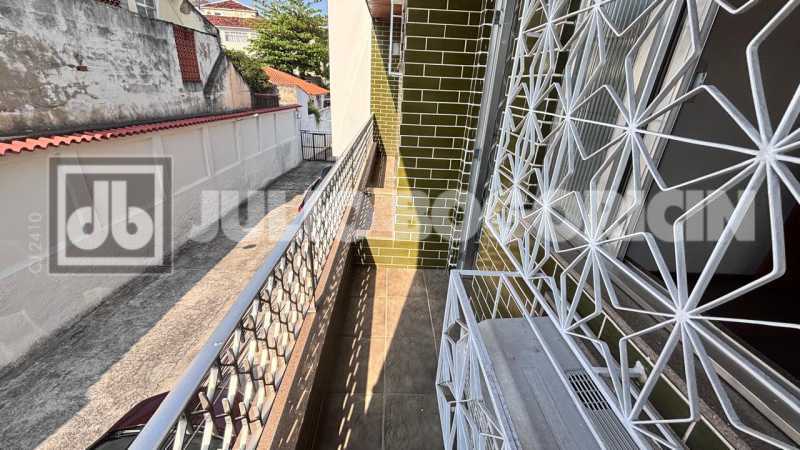 e724e326-28fc-4ce0-b24f-f0d4a5 - 24