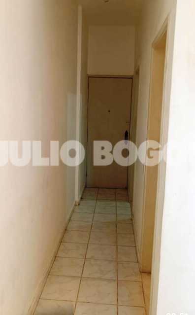 B.Constante -14 - 13