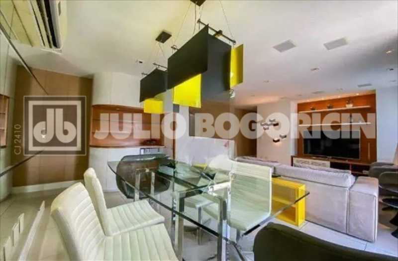 WhatsApp Image 2025-10-02 at 1 - 11