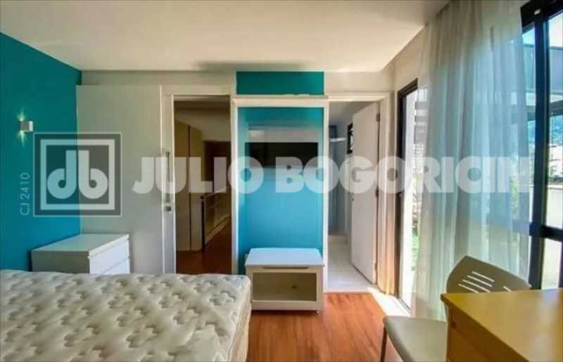 WhatsApp Image 2025-10-02 at 1 - 19