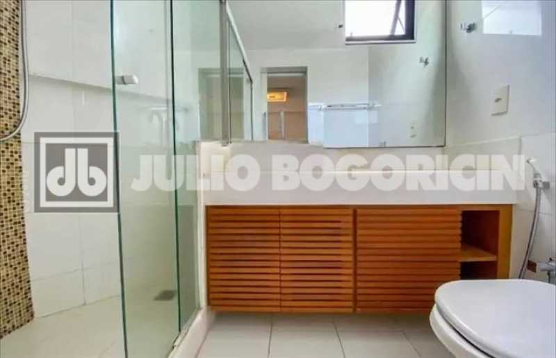 WhatsApp Image 2025-10-02 at 1 - 20