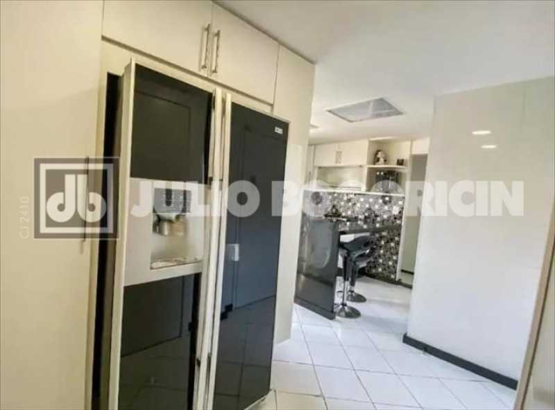 WhatsApp Image 2025-10-02 at 1 - 25