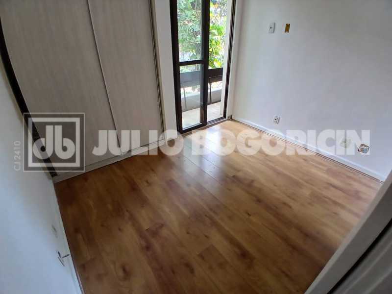 249f8540-63b1-456f-8c40-296905 - 8