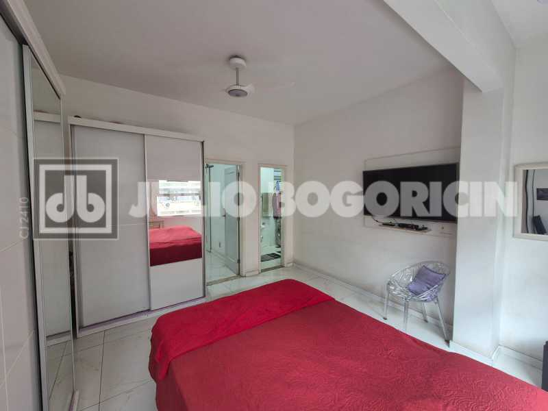 WhatsApp Image 2025-10-03 at 1 - 2