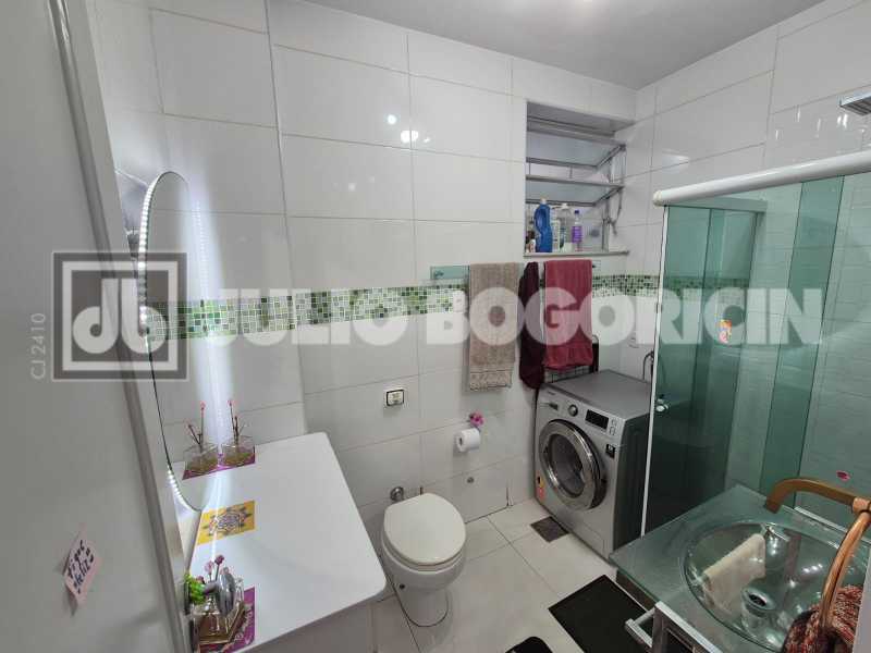 WhatsApp Image 2025-10-03 at 1 - 8