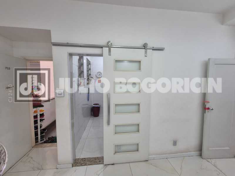 WhatsApp Image 2025-10-03 at 1 - 15