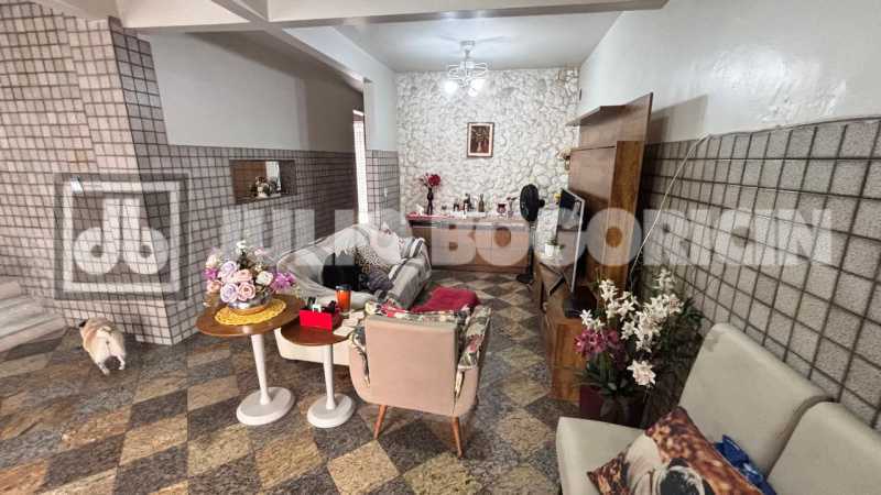 0f327f63-2f32-43f4-b766-1c9a2b - 4