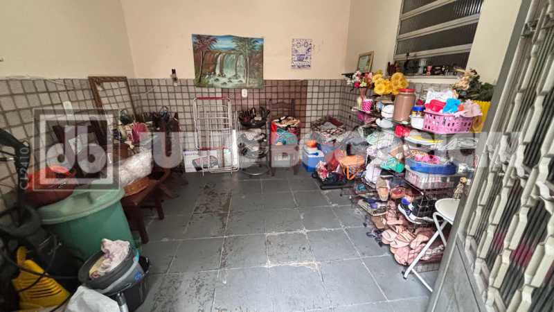 81ef0738-a291-42af-94a2-83fdb1 - 18