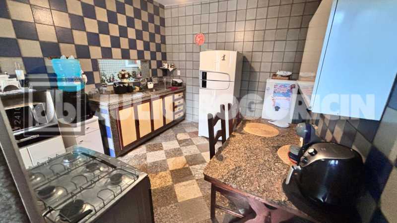 83500bfa-6d0c-424b-b05c-674112 - 9