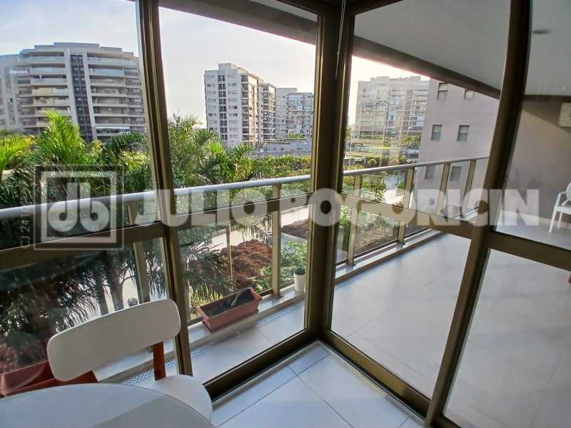 420299be-fb7a-4ecc-94b7-8ba901 - 5