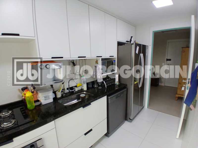 78bced34-6f9e-415d-be83-6252c0 - 27