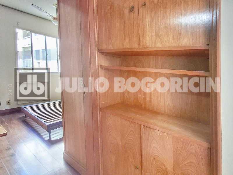 Conheça 20250926_153823 do imóvel - Ótimo Apartamento, salão, sacada, 2 qts, 1suíte, próximo. 10 minutos Metrô Saens Pena, Tijuca. - JBT207193 - 6 20250926_153823 - 6