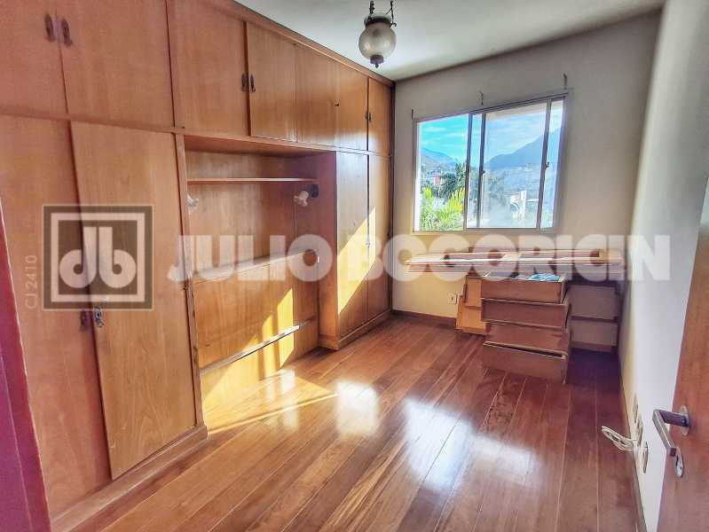 Conheça 20250926_153934 1 do imóvel - Ótimo Apartamento, salão, sacada, 2 qts, 1suíte, próximo. 10 minutos Metrô Saens Pena, Tijuca. - JBT207193 - 12 20250926_153934 1 - 12