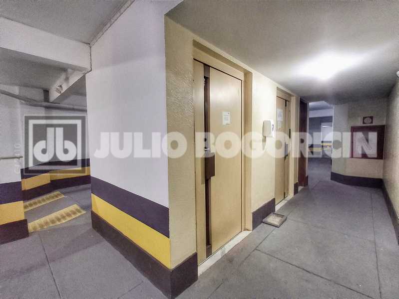 Conheça 20250926_155946 do imóvel - Ótimo Apartamento, salão, sacada, 2 qts, 1suíte, próximo. 10 minutos Metrô Saens Pena, Tijuca. - JBT207193 - 32 20250926_155946 - 32