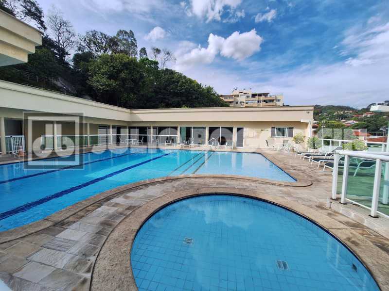 Conheça WhatsApp Image 2025-10-04 at 1 do imóvel - Freguesia Magnifico apartamento 4quartos 2suites Piscina Churrasqueira infra total.Localização privilegiada! - JBJ40397 - 1 WhatsApp Image 2025-10-04 at 1 - 1
