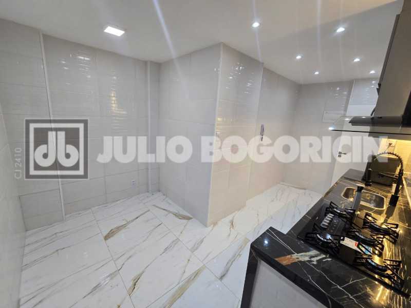 0fc8ebf9-6d40-46d8-8fe6-05af63 - 23