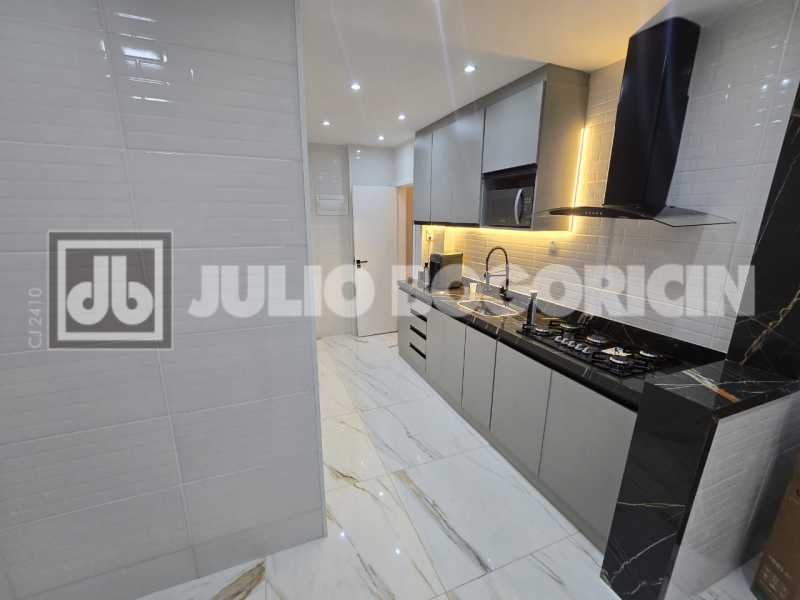 3cb30854-3d2c-4b23-aa46-2f2675 - 25