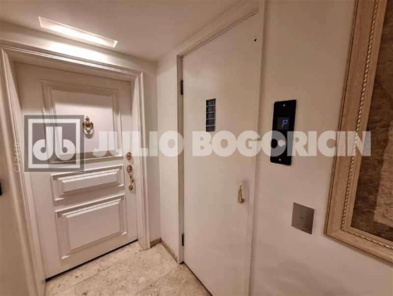 WhatsApp Image 2025-10-10 at 1 - 3