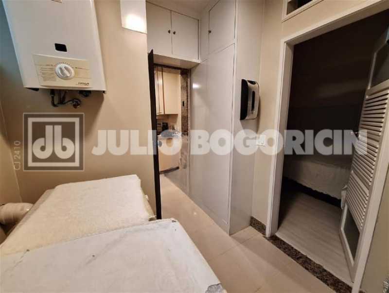 WhatsApp Image 2025-10-10 at 1 - 6