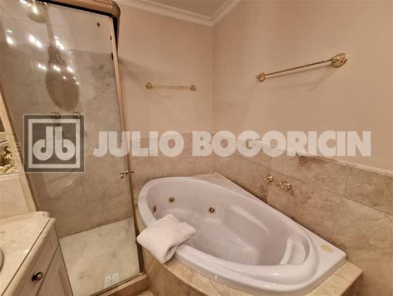 WhatsApp Image 2025-10-10 at 1 - 10