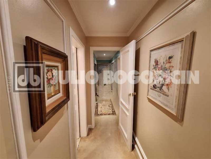 WhatsApp Image 2025-10-10 at 1 - 12