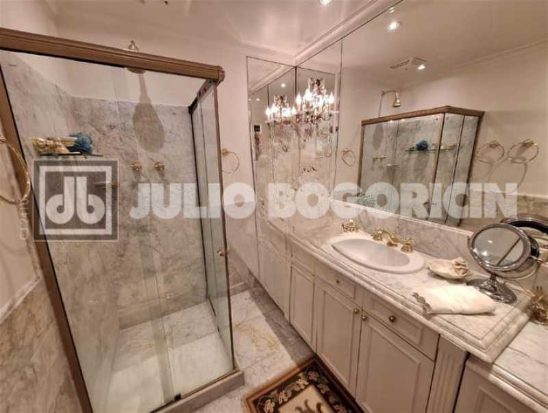 WhatsApp Image 2025-10-10 at 1 - 16