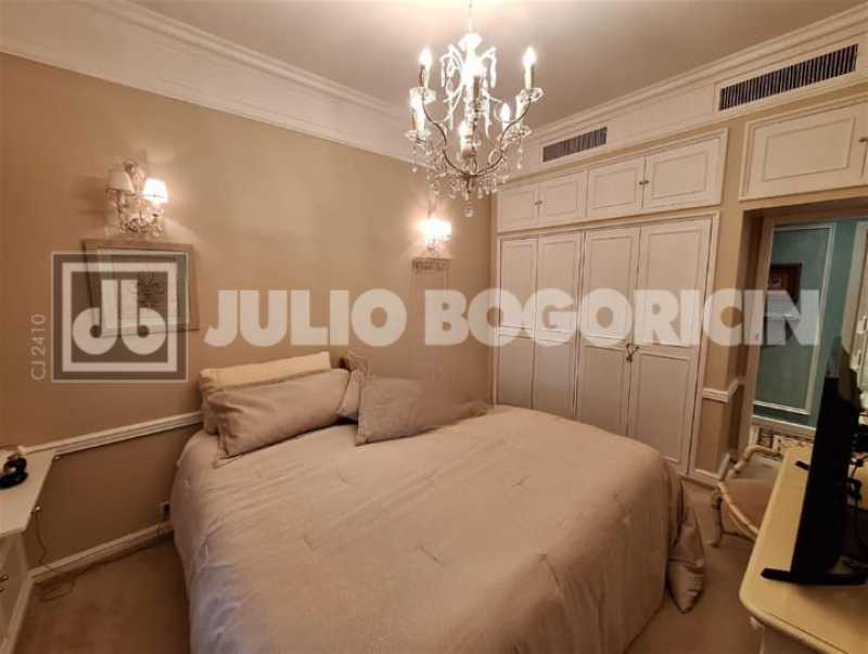 WhatsApp Image 2025-10-10 at 1 - 21