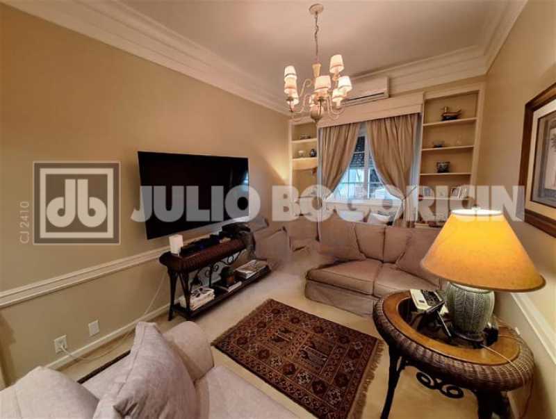 WhatsApp Image 2025-10-10 at 1 - 23