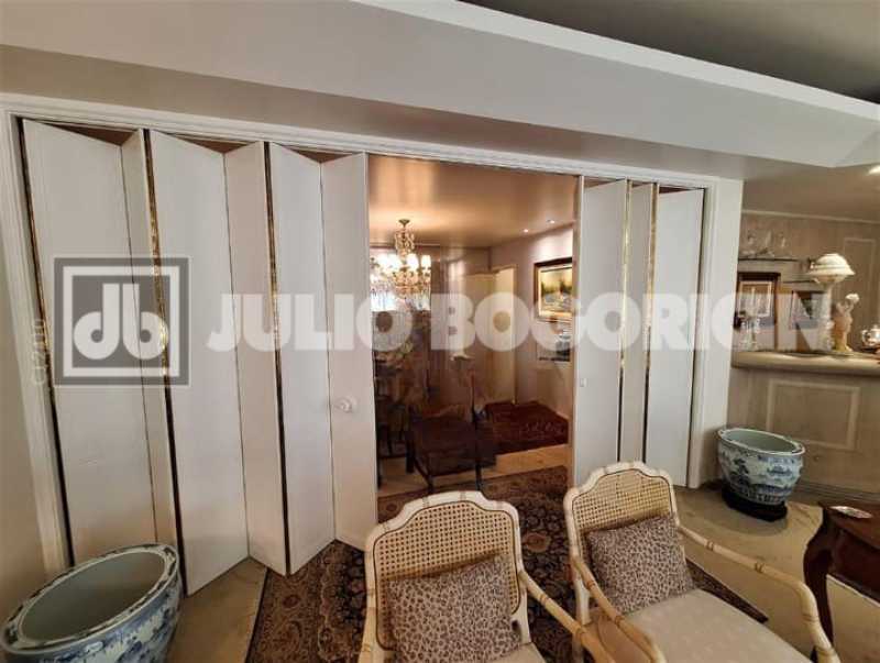 WhatsApp Image 2025-10-10 at 1 - 29