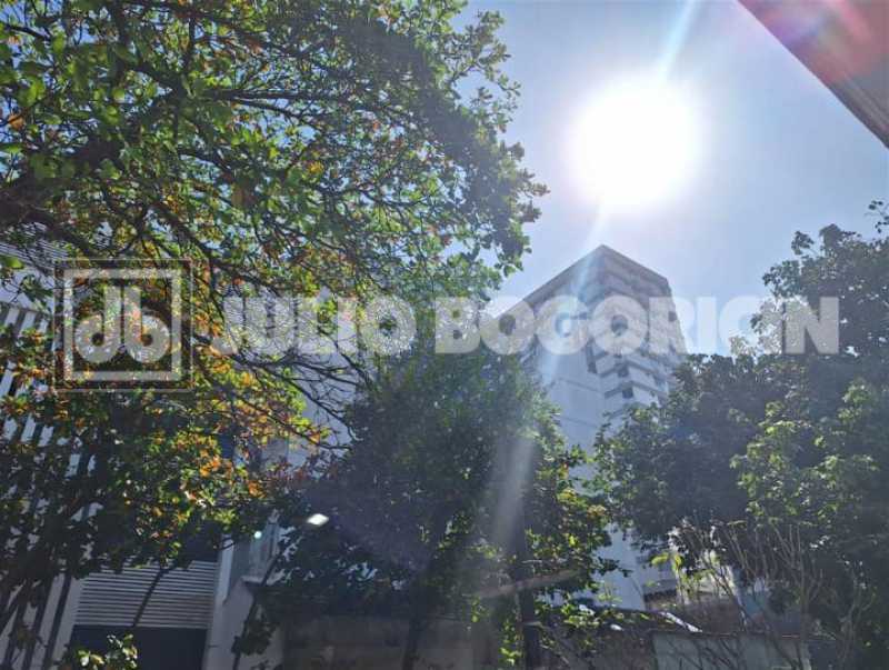 WhatsApp Image 2025-10-10 at 1 - 33