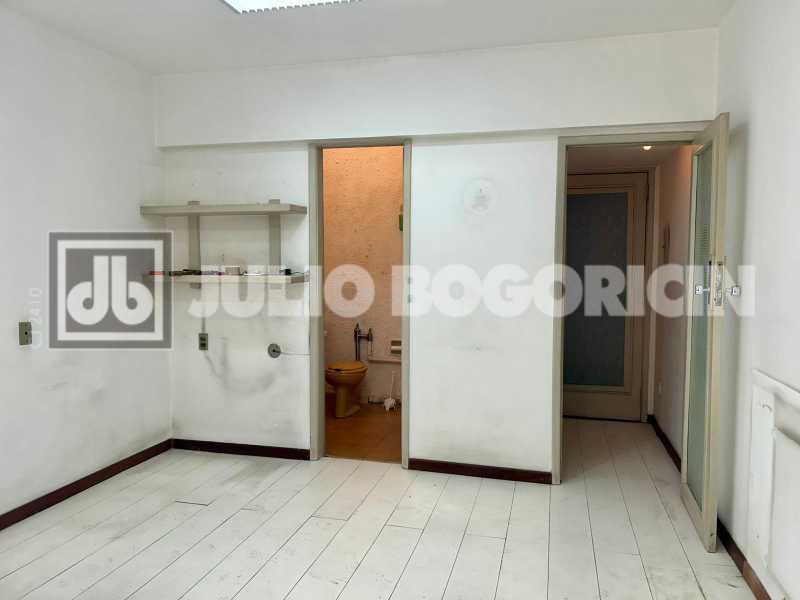 Conheça IMG-20251008-WA0004 do imóvel - Sala Comercial - Tijuca: Conde de Bonfim, 2 minutos Metrô Saens Pena, Sala de espera, Sala de atendimento, banheiro, podendo ser utilizada, para vários seguimentos. - JBT71757 - 9 IMG-20251008-WA0004 - 9