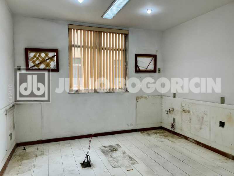 Conheça IMG-20251008-WA0005 do imóvel - Sala Comercial - Tijuca: Conde de Bonfim, 2 minutos Metrô Saens Pena, Sala de espera, Sala de atendimento, banheiro, podendo ser utilizada, para vários seguimentos. - JBT71757 - 8 IMG-20251008-WA0005 - 8